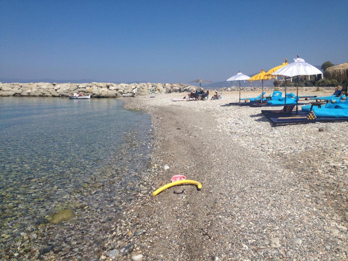 Agali 2 Maizonette Front Of The Sea Appartement Akrogiali Buitenkant foto